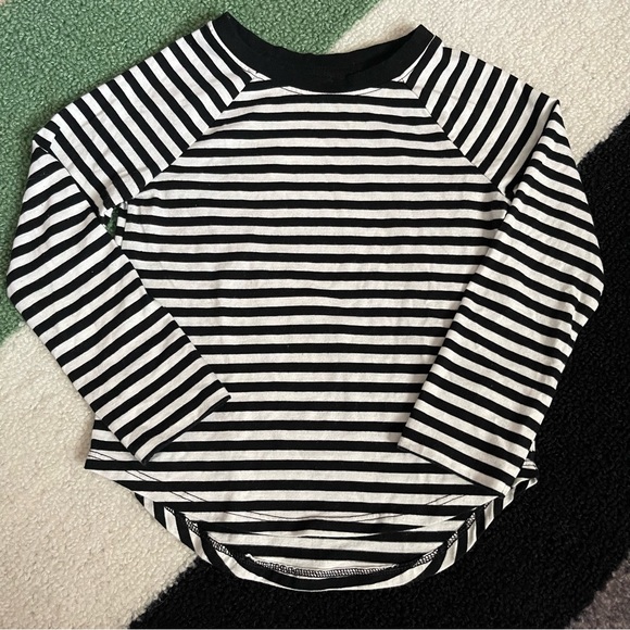 🖤 5T Cat & Jack Black White Stripes Long Sleeve Tee - Picture 5 of 5